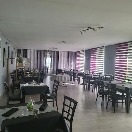 L'Epicurien Hotel Saint-Nicolas-de-Port Buitenkant foto