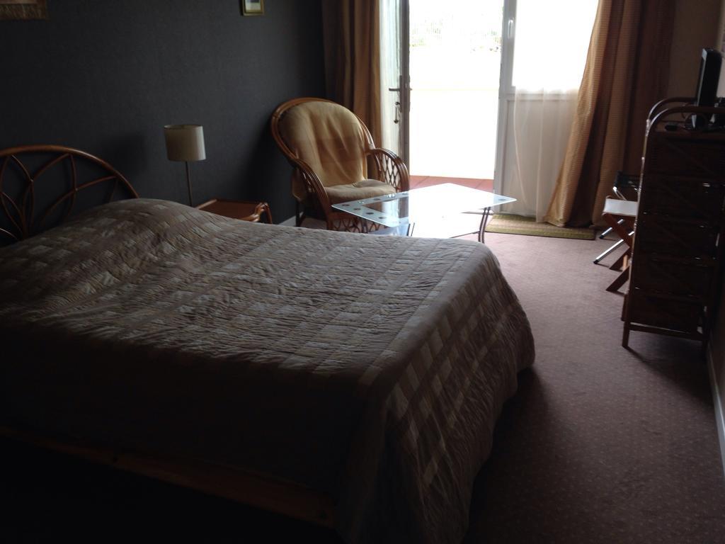 L'Epicurien Hotel Saint-Nicolas-de-Port Kamer foto