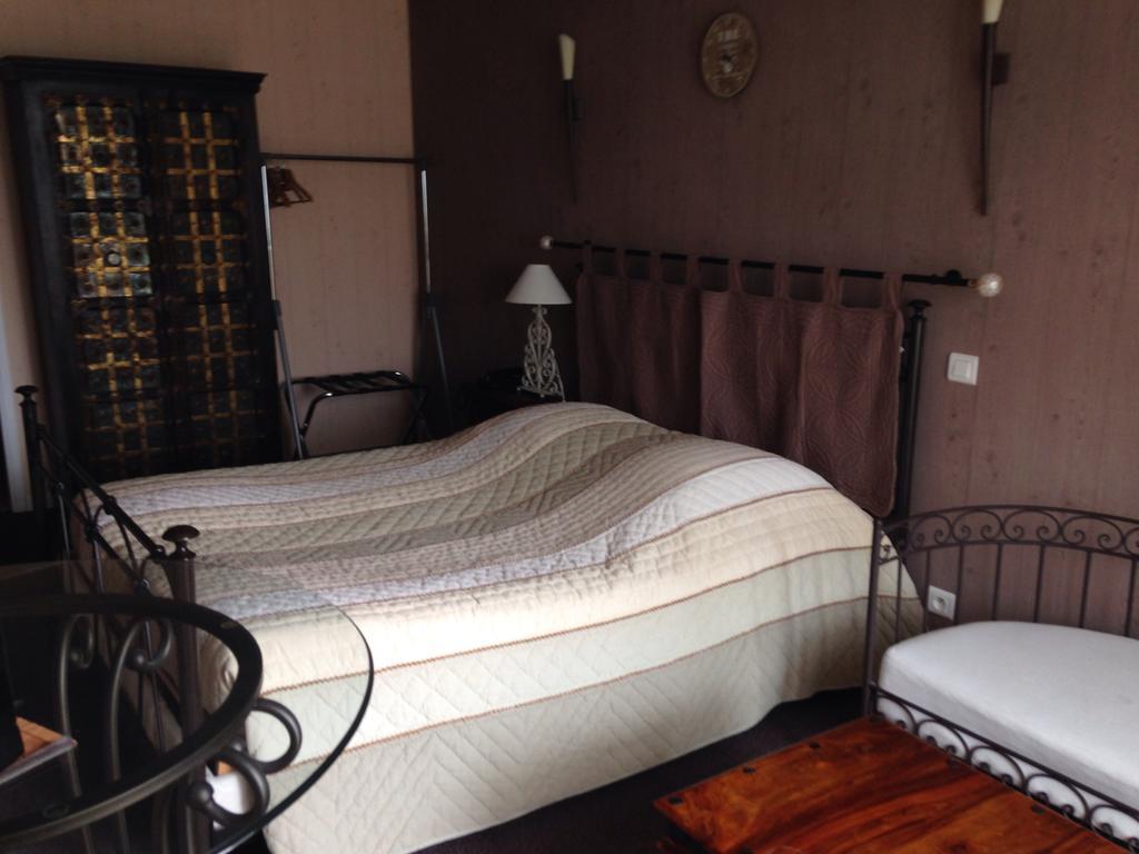 L'Epicurien Hotel Saint-Nicolas-de-Port Kamer foto