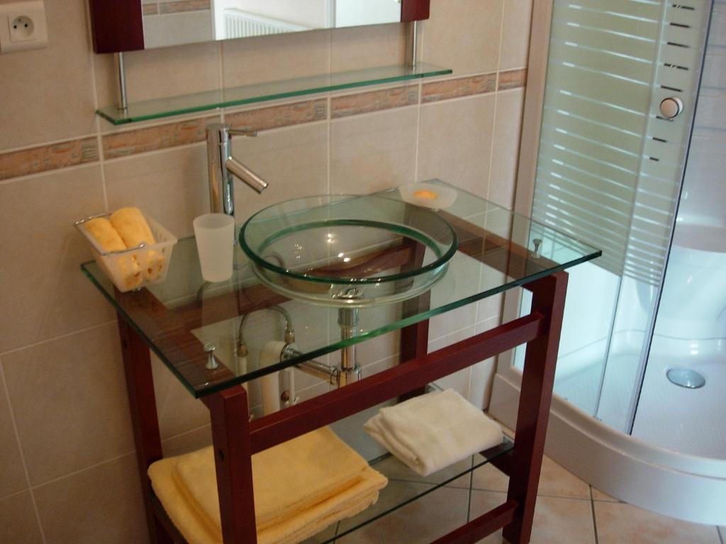 L'Epicurien Hotel Saint-Nicolas-de-Port Kamer foto