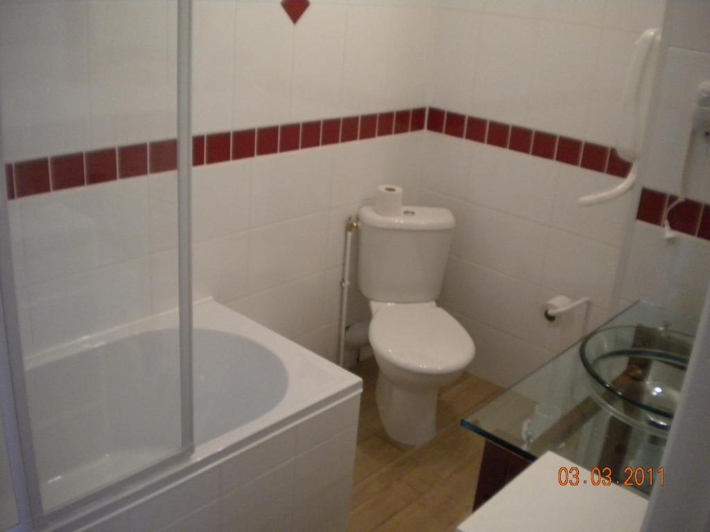 L'Epicurien Hotel Saint-Nicolas-de-Port Kamer foto